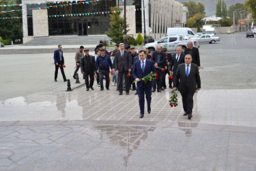 1 Noyabr Kənd Təsərrüfatı İşçilərinin Peşə Bayramıdır