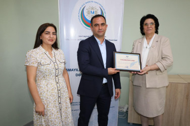 22 İyul - Milli Mətbuat Günü münasibətilə Mərkəzin ekspert qrupunun üzvləri, mətbuat nümayəndələri, blogerlər  və ictimaiyyət nümayəndələri ilə görüş keçirib