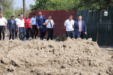 İsmayıllı İcra Hakimiyyətinin başçısı Nahid Bağırov Mollaisaqlı kənd sakinlərilə görüşdüb