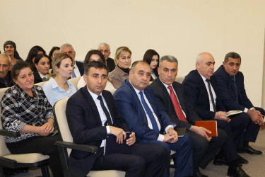 Vətəndaşlarla növbəti səyyar qəbul  İsmayıllı şəhər 4 saylə tam orta məktəbdə keçirilib