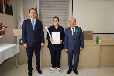 17 İyun – Tibb İşçilərinin Peşə Bayramı Günüdür