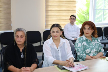 22 İyul - Milli Mətbuat Günü münasibətilə Mərkəzin ekspert qrupunun üzvləri, mətbuat nümayəndələri, blogerlər  və ictimaiyyət nümayəndələri ilə görüş keçirib