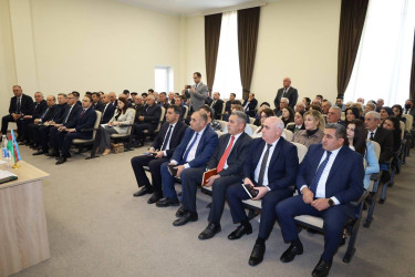 Vətəndaşlarla növbəti səyyar qəbul  İsmayıllı şəhər 4 saylə tam orta məktəbdə keçirilib