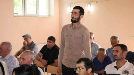 Vətəndaşlarla növbəti səyyar qəbul Müdri kəndində keçirildi