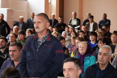 Vətəndaşlarla növbəti səyyar qəbul İvanovka kəndində keçirilib