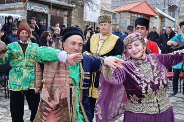 Lahıc qəsəbəsində Yel çərşənbəsi böyük coşquyla qeyd olunub