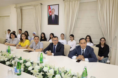İsmayıllı Rayon İcra Hakimiyyətinin başçısı Nahid Bağırov 2024–2025-ci tədris ilində İsmayıllı rayonunda təhsil sahəsində yüksək nəticə göstərmiş məzunlarla görüş keçirib