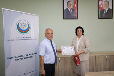 22 İyul - Milli Mətbuat Günü münasibətilə Mərkəzin ekspert qrupunun üzvləri, mətbuat nümayəndələri, blogerlər  və ictimaiyyət nümayəndələri ilə görüş keçirib