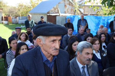 Vətəndaşlarla növbəti səyyar qəbul Zeyvə kəndində keçirilib