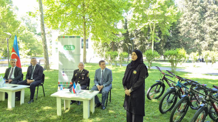 İsmayıllı rayon komandasının üzvlərinə Azərbaycan Respublikası Gənclər və İdman Nazirliyi tərəfindən verilmiş velosipedlərin təqdim olunma mərasimi keçirilib