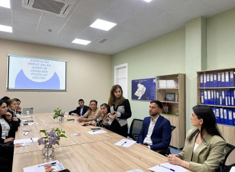 İsmayıllıda “Zorakılığa məruz qalan qadın və uşaqlara psixoloji dəstəyin göstərilməsi” mövzusunda dəyirmi masa təşkil olunub