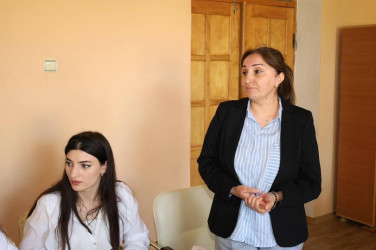 Rayon rəhbəri  İsmayıllı şəhər 5 saylı tam orta məktəbin müəllim kollektivi ilə görüş keçirib