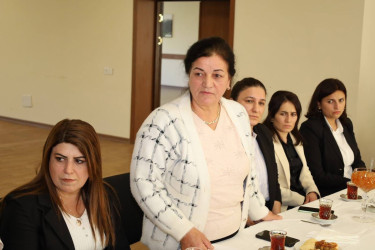 İsmayıllı şəhər 6 saylı tam orta məktəbinin kollektivi ilə görüş keçirilib