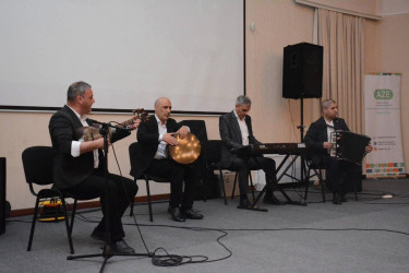"Konstitusiya və Suverenlik İli: Heydər Əliyev irsi və müasir Azərbaycan gəncliyinin inkişafı" mövzusunda konfrans  keçirilib