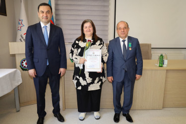 17 İyun – Tibb İşçilərinin Peşə Bayramı Günüdür