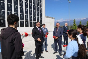İsmayıllıda “Müstəqilliyimiz əbədidir” adlı aksiya və Uşaq Səfirləri Məclisinin görüşü keçirilib