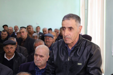 Vətəndaşlarla növbəti səyyar qəbul Diyallı kəndində keçirilib