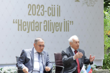 19 iyun 2023-cü il tarixdə “Heydər Əliyev İli” çərçivəsində Yeni Azərbaycan Partiyası (YAP) Veteranlar Şurasının üzvlərinin Dağlıq Şirvan iqtisadi zonası üzrə fəal gənclərlə görüş keçirilib