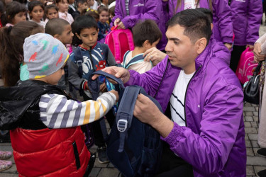 DOST Agentliyi Rayon İcra Hakimiyyəti ilə birgə 15 Sentyabr Bilik Günü ilə əlaqədar “DOST Sevinci” layihəsini həyata keçirib