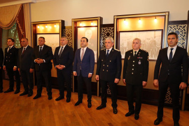 1 oktyabr - Prokurorluq işçilərinin peşə bayramı günüdür