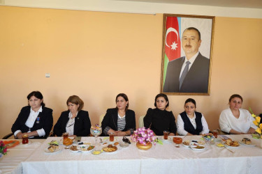 Rayon rəhbəri  İsmayıllı şəhər 5 saylı tam orta məktəbin müəllim kollektivi ilə görüş keçirib