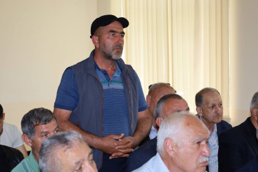 Vətəndaşlarla növbəti səyyar qəbul Aşıqbayramlı kəndində keçirilib