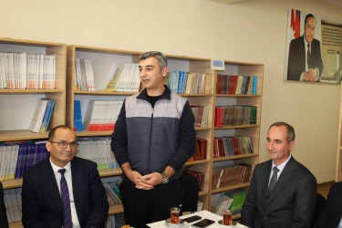 İsmayıllı şəhər 6 saylı tam orta məktəbinin kollektivi ilə görüş keçirilib