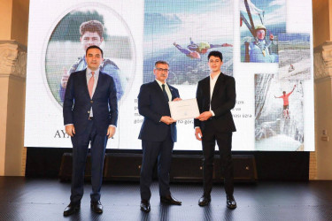 İsmayıllı Rayon İcra Hakimiyyətinin başçısının 2025-ci ilin yekunlarına və 2026-cı ildə qarşıda duran vəzifələrə həsr olunmuş hesabat yığıncağı keçirilib