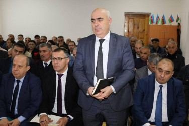 Vətəndaşlarla növbəti səyyar qəbul İsmayıllı şəhər 7 nömrəli tam orta məktəbdə keçirilib