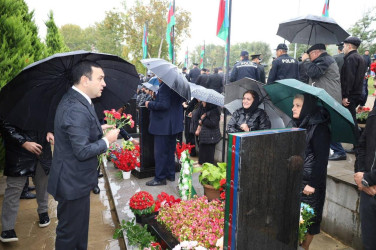 İsmayıllı rayonunda 27 Sentyabr-Anım Günü münasibətilə ölkəmizin ərazi bütövlüyü uğrunda canlarından keçmiş şəhidlərimizin əziz  xatirəsi yad edilib