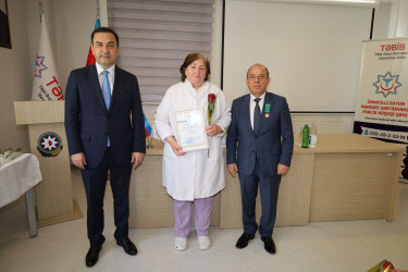 17 İyun – Tibb İşçilərinin Peşə Bayramı Günüdür