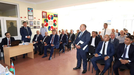 Vətəndaşlarla növbəti səyyar qəbul Gideyli kəndində keçirildi