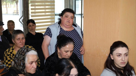 Vətəndaşlarla növbəti səyyar qəbul rayonun Olimpiya İdman Kompleksində keçirildi