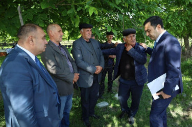 Vətəndaşlarla növbəti səyyar qəbul  rayonun Çəmənli kəndində keçirilib