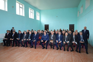 Vətəndaşlarla növbəti səyyar qəbul Mollaisaqlı kəndində keçirilib