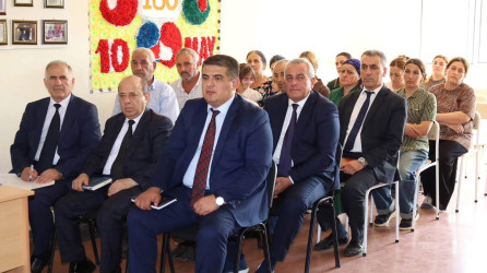 Vətəndaşlarla növbəti səyyar qəbul Gideyli kəndində keçirildi