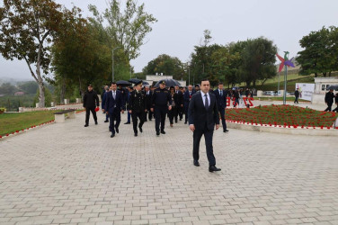 İsmayıllı rayonunda 27 Sentyabr-Anım Günü münasibətilə ölkəmizin ərazi bütövlüyü uğrunda canlarından keçmiş şəhidlərimizin əziz  xatirəsi yad edilib