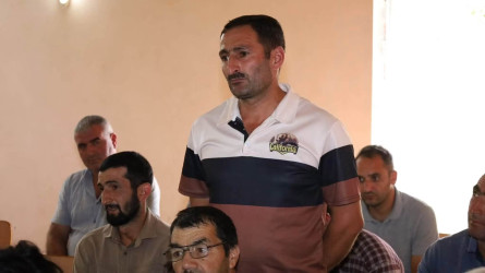 Vətəndaşlarla növbəti səyyar qəbul Müdri kəndində keçirildi