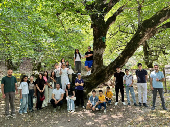 Uşaq Səfirlər Məclisinin İsmayıllı rayonu üzrə nümayəndələrinin təşəbbüsü və İsmayıllı Rayon İcra Hakimiyyətinin dəstəyi ilə Şahdağ Milli Parkının İsmayıllı bölməsinə maarifləndirici infotur təşkil edilib