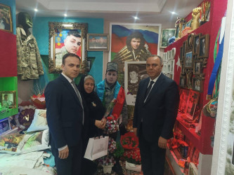 Şəhid ailələri ziyarət olunub