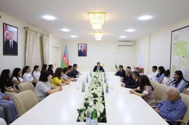 İsmayıllı Rayon İcra Hakimiyyətinin başçısı Nahid Bağırov 2024–2025-ci tədris ilində İsmayıllı rayonunda təhsil sahəsində yüksək nəticə göstərmiş məzunlarla görüş keçirib