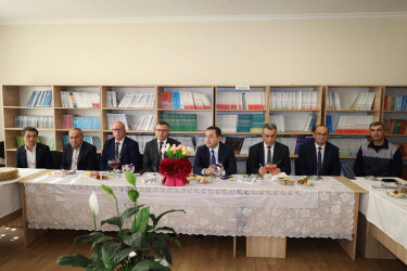 İsmayıllı şəhər 6 saylı tam orta məktəbinin kollektivi ilə görüş keçirilib
