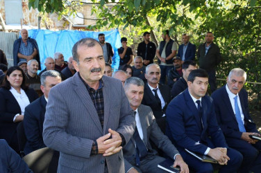 Vətəndaşlarla növbəti səyyar qəbul Zeyvə kəndində keçirilib