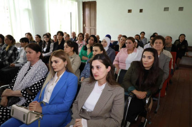 Vətəndaşlarla növbəti səyyar qəbul İsrayıl Həsənov adına 1 saylı tam orta məktəbdə keçirilib