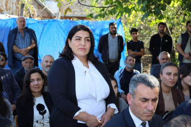 Vətəndaşlarla növbəti səyyar qəbul Zeyvə kəndində keçirilib