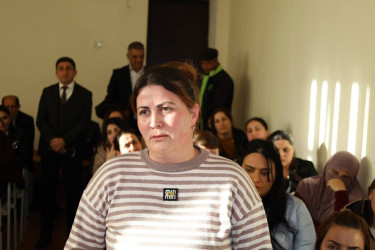 Vətəndaşlarla növbəti səyyar qəbul İsmayıllı şəhər 3 saylı tam orta məktəbdə keçirilib