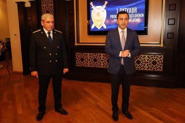 1 oktyabr - Prokurorluq işçilərinin peşə bayramı günüdür