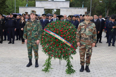 İsmayıllı rayonunda 27 Sentyabr-Anım Günü münasibətilə ölkəmizin ərazi bütövlüyü uğrunda canlarından keçmiş şəhidlərimizin əziz  xatirəsi yad edilib