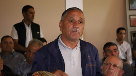 Vətəndaşlarla növbəti səyyar qəbul Əhən kəndində keçirildi