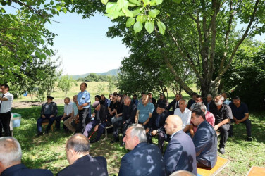 Vətəndaşlarla növbəti səyyar qəbul rayonun Kürdüvan kəndində keçirilib